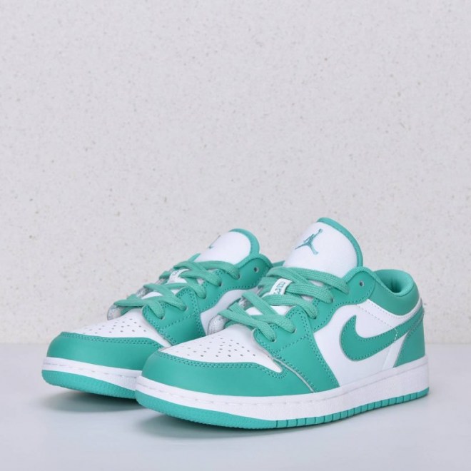 krossovki-nike-air-jordan-1-low-art-2583-2-800x800